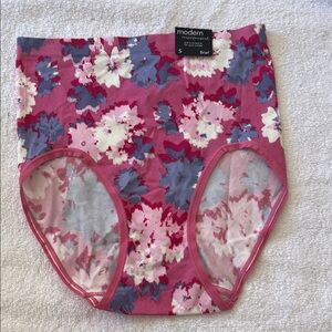High-Waist Floral Briefs in Berry Pink